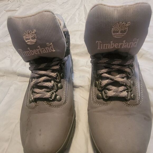 Timberland 8.5 Boots Moss Green/Beige/ Pink Trim 83373 3422 Hike, Hunt, Climb, - Picture 3 of 12